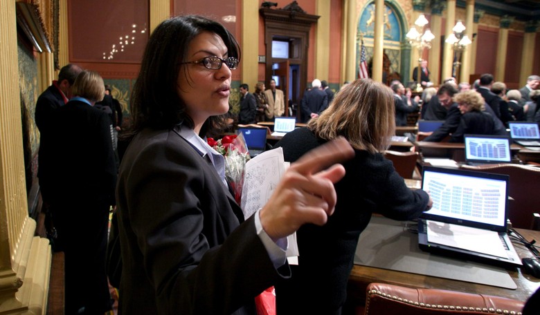 Winning Primary for Conyers' Seat, Bernie-Style Dem Poised to Become First Muslim Woman in Congress