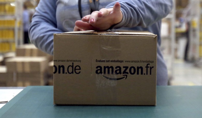 Amazon and Sanders Butt Heads as Senator Prepares 100 Percent Tax Bill