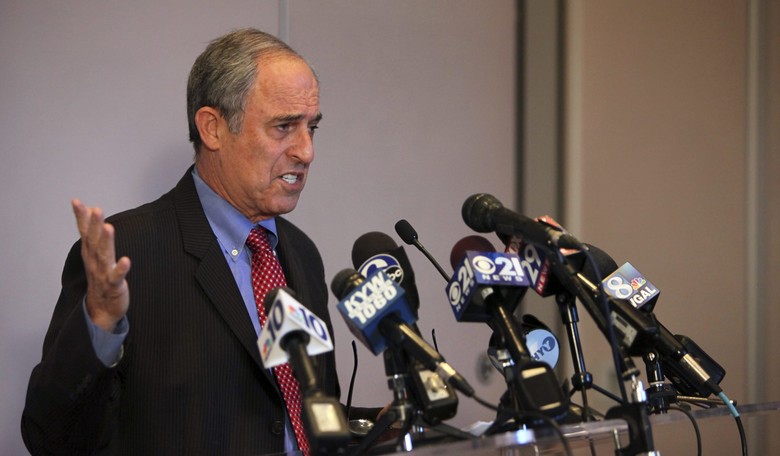 Cohen Lawyer Lanny Davis Admits He Was Peddling Bogus Info About Russia Collusion