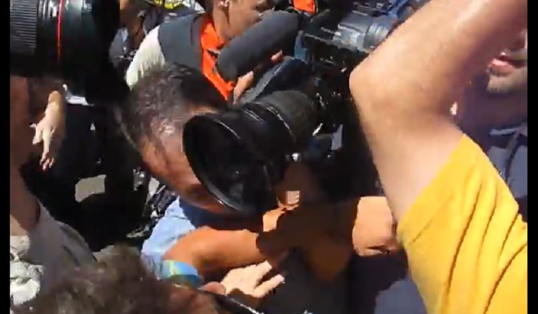 Frenzied, Angry Mob Turns on Reporters in a Dangerous Physical Altercation #Throwback Thursday
