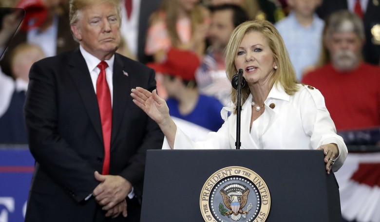 Tennessee Waltz: How Marsha Blackburn Can Stop Phil Bredesen