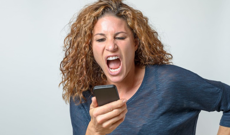 Feminists Call New iPhone 'Sexist' Because Its Screen Is Too Big for Female Hands