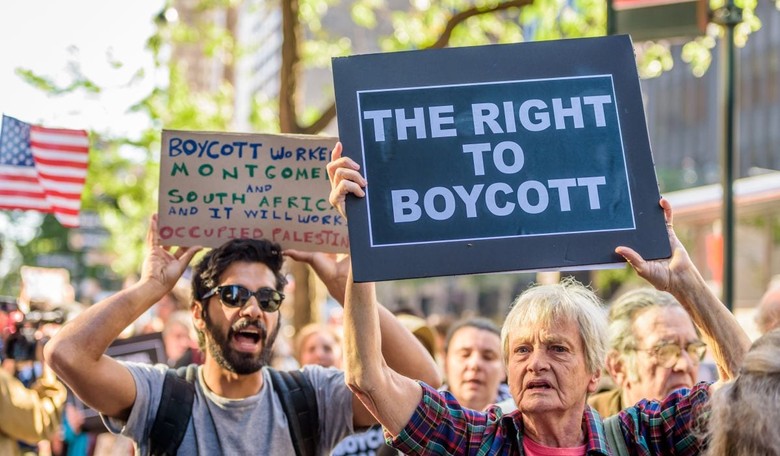 Did Anti-Semitic BDS Rhetoric Trigger the Synagogue Shooter?