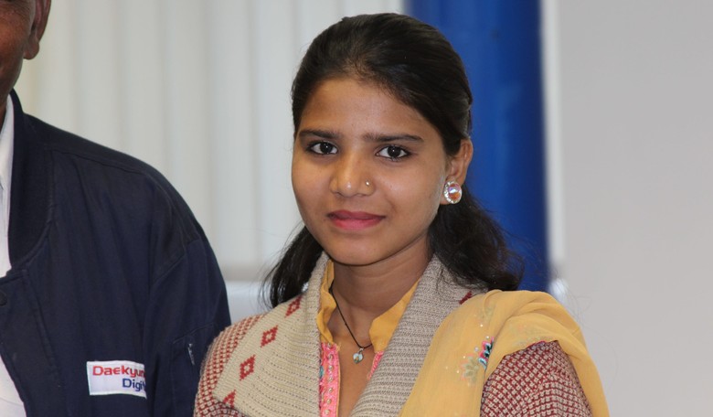 Pakistanis Call for Death of Christian Mother Asia Bibi as Authorities Order Her to Remain in Country