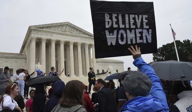 Anti-Kavanaugh Men to Circle Supreme Court in Suit-and-Tie 'Jericho March'