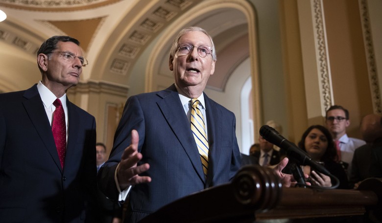 McConnell Wants FBI Kavanaugh Report for Senators' Eyes Only; Schumer Wants Public Release