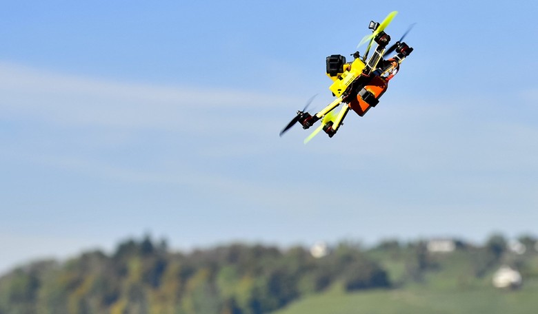 Amazon, Drone Groups Object to Anti-Trespassing Proposal with 200-Foot Line in the Sky