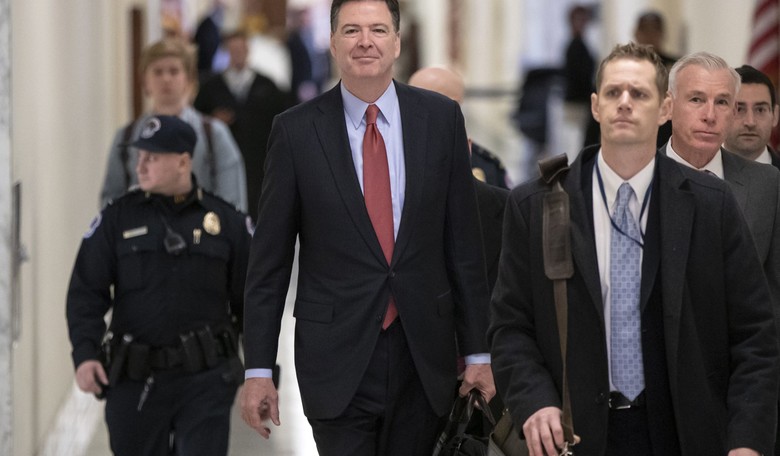 Comey on Capitol Hill: GOP's 'Silence Is Shameful' as FBI Attacked