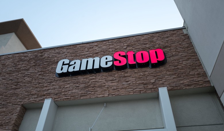 Transgender Man Goes Full Roid Rage after Being 'Misgendered' in GameStop