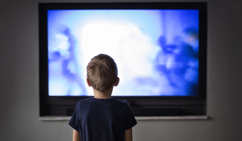 Netflix Is Prodding My Kids to Watch R-Rated Movies