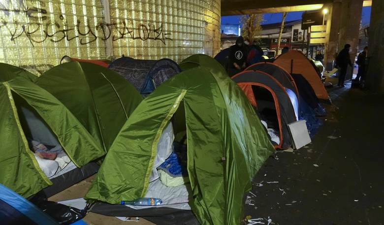 Refugees and Migrants More Prone to Antibiotic-Resistant Illnesses, Have Lower Cancer Risk, WHO Finds