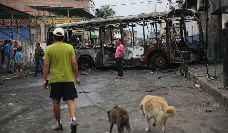 Maduro Thugs Set Fire to Aid Trucks as Four Protesters Die in Border Clashes