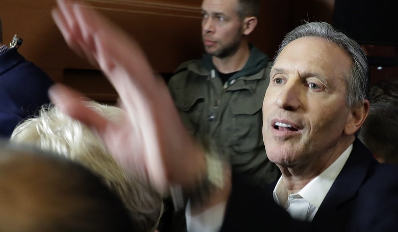 Starbucks Baristas Coached on How to Handle 'Aggressive Political Opinions' as Schultz Mulls POTUS Bid