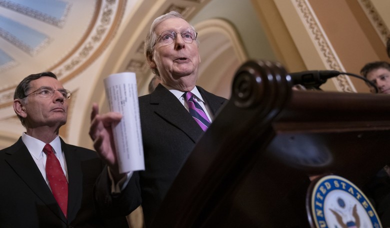 McConnell Still 'Weighing' Legality of Trump's Border Emergency Declaration