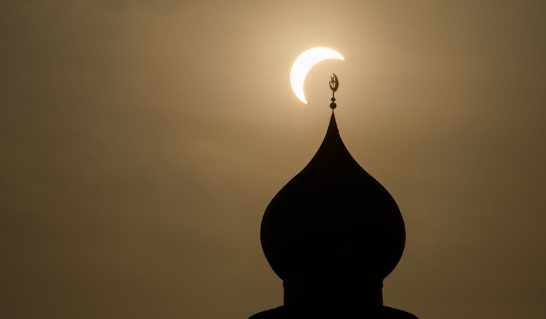 'Islam: The Essays,' Bruce Bawer's Magnum Opus on 'The Religion of Peace'