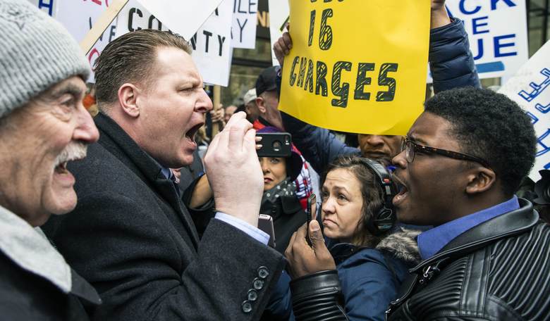 Protesters Face Off in Dueling Rallies Over Kim Foxx's Handling of Jussie Smollett Case