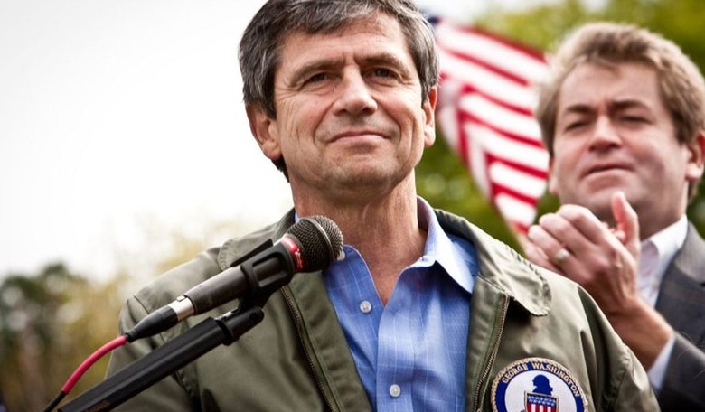 Some Guy Named Joe is Running for President: Dem Field Complete