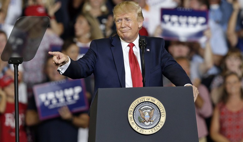 Yale Psychiatrist Claims Trump's Racism Is a Coping Mechanism for His Deteriorating Mental State