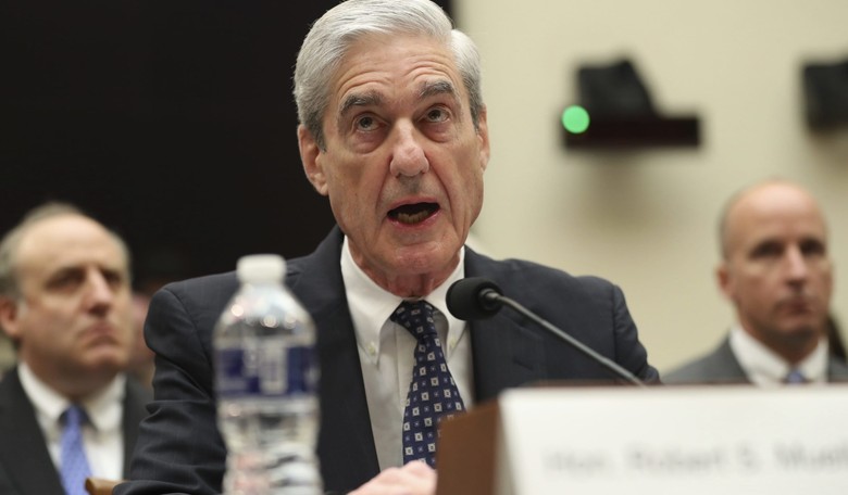 Twitter Reacts To Mueller Claim He's 'Not Familiar' with Fusion GPS