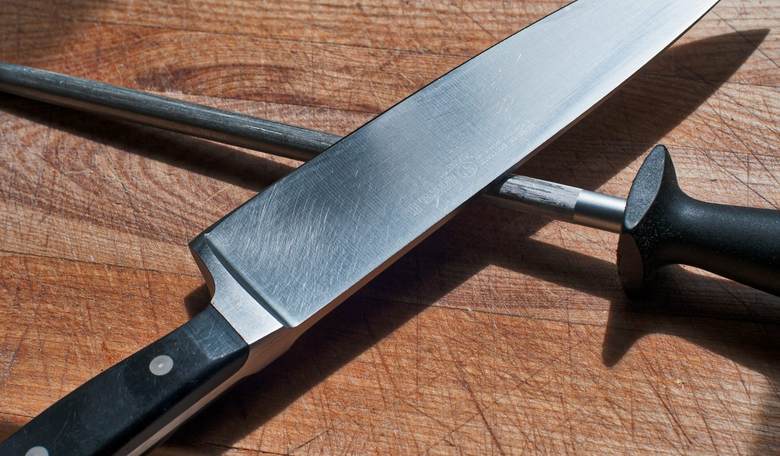 British Church Leaders Want Government to Ban Pointy Knives