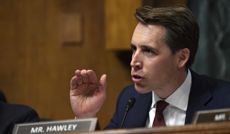 Citing Rising Political Violence, Hawley Moves to Censure Schumer Over Threats to Gorsuch, Kavanaugh