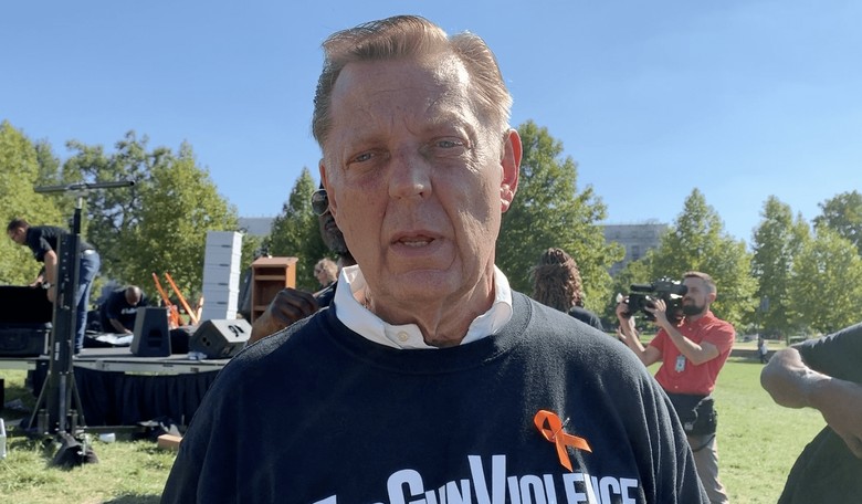 Congress Shouldn't Let Impeachment Inquiry Distract from Gun Control, Says Activist Father Pfleger
