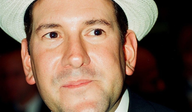 Reporter Sneaks Onto Drudge's Property to Find Out Why He Doesn't Support Trump Anymore