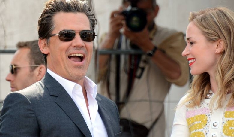 Actor Josh Brolin Does Perineum Sunning, Gets Angry When His 'Pucker Hole' Burns