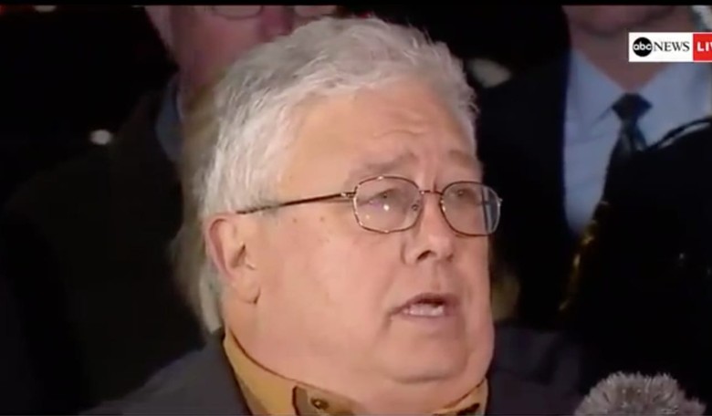 Shaken Texas Pastor's Words About 'Government Letting' Church Protect Itself Is Met With a Big 'Aw, Hell Naw'