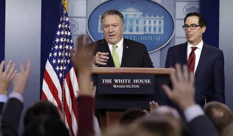 Pompeo Condemns China, Russia, Iran for Coronavirus Disinformation to 'Disparage' Trump Response