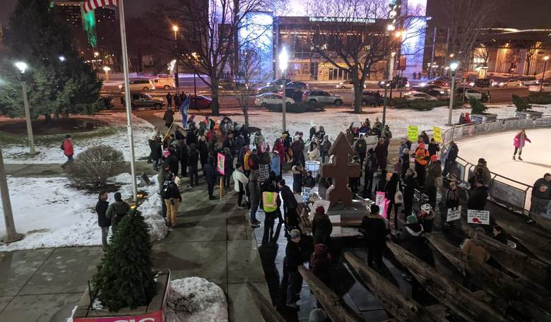 The Sad Little Low-Energy 'Resistance' Crowds Are Dwindling at Trump Rallies