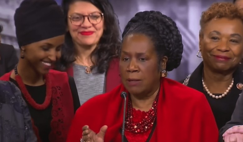 Ilhan Omar Laughs and Jokes Around as Fellow Dem Discusses US Casualties in Iraq [VIDEO]