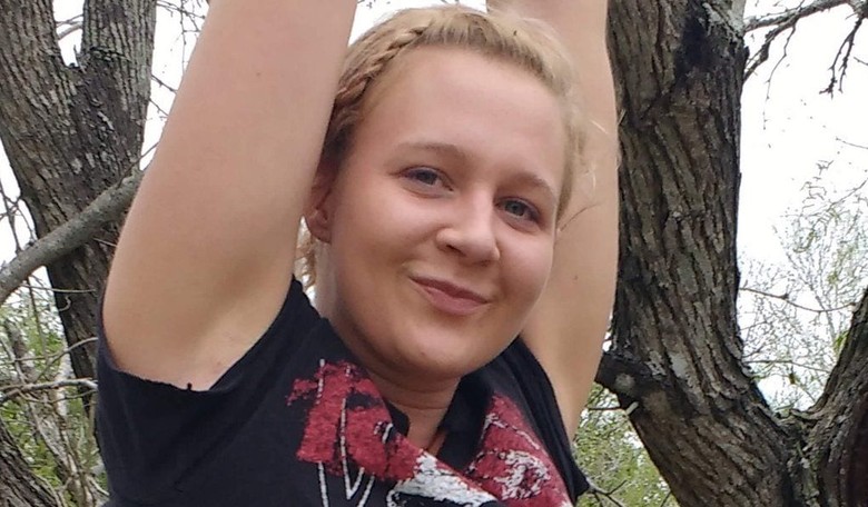 NSA Contractor Who Leaked Classified Doc on Russian Interference Hopes to Be Included in Trump's Pardonpalooza
