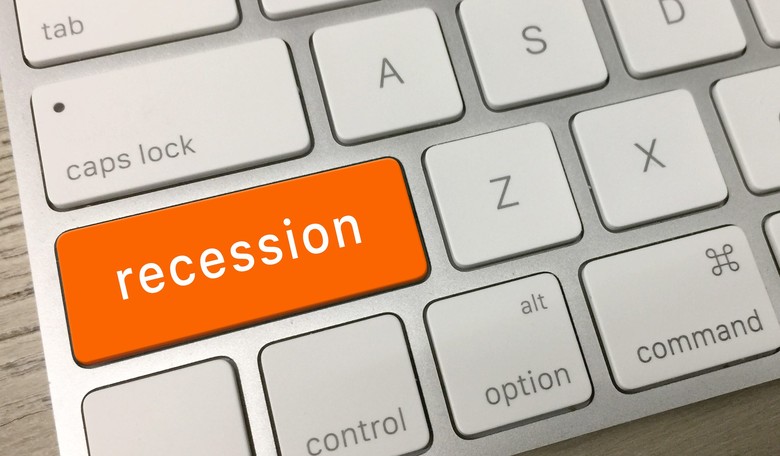 COVID-19 Reveals Structural Weaknesses in the Economy—and the Fed Is Running Out of Options