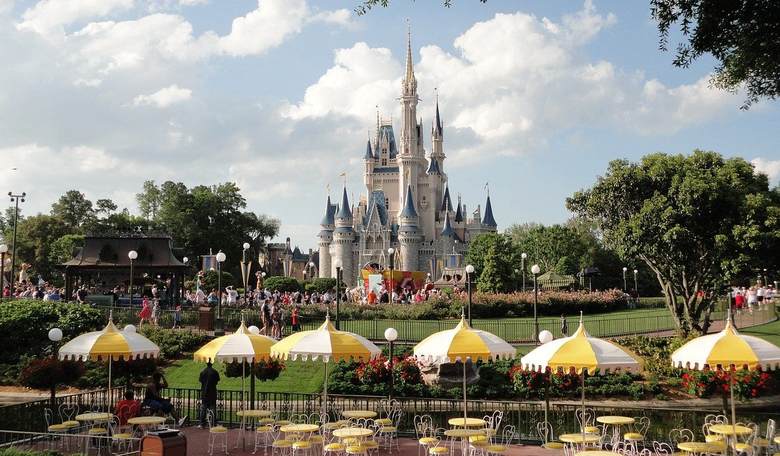 'Merica: Disneyland Just Gave Away All Its Food After Closing Due to COVID-19 Concerns