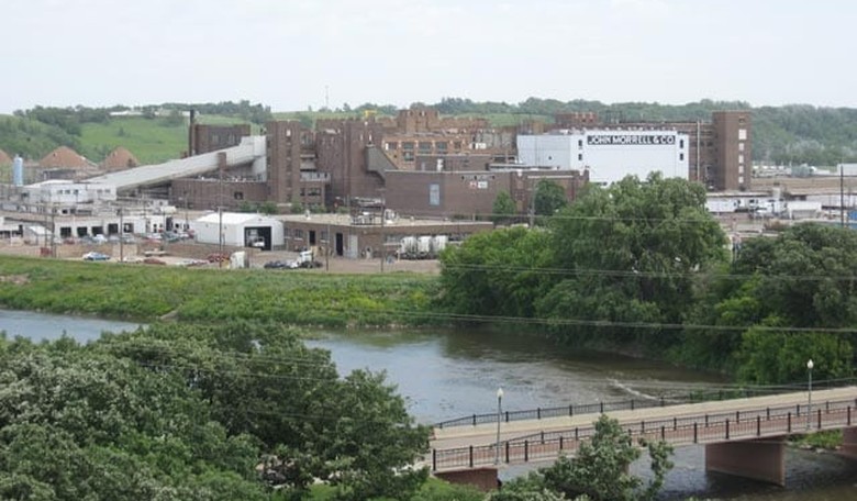 Major Meat Processing Plant Closes as Hundreds of Workers Contract Coronavirus