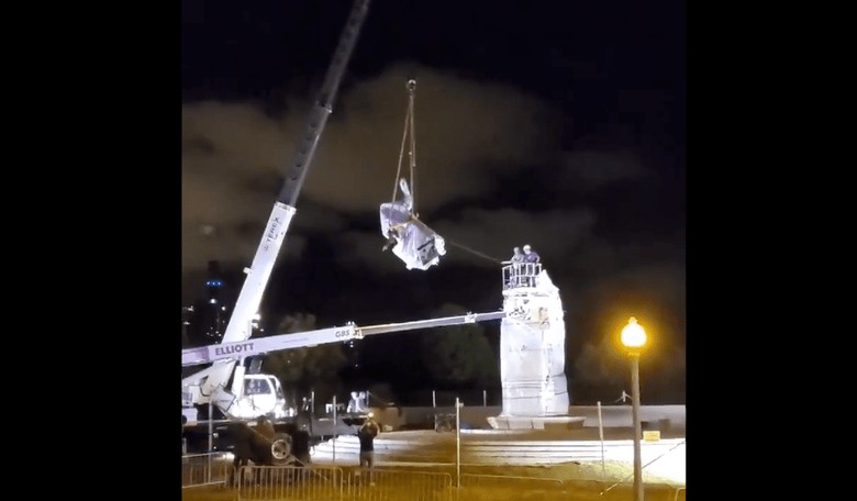 Lightfoot Removes Columbus Statue in Dead of Night