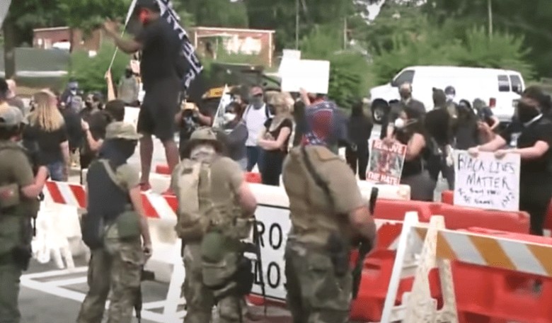 BLM and Right-Wing Militias in Tense Standoff Near Stone Mountain Monument