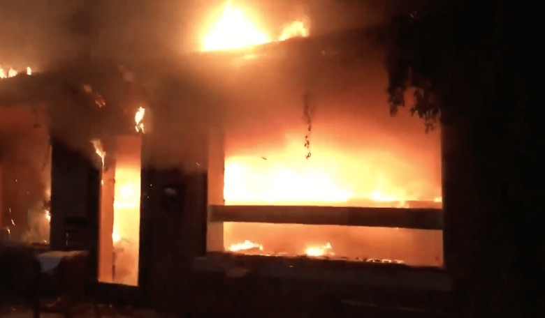 Insanity Wrap #34: Antifa/BLM Spread Riots to Denver, Kenosha -- America Going Full Weimar?
