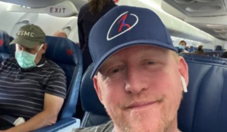 Delta Airlines Bans UBL Killer Rob O'Neill for 'Not Sacrificing' by Wearing Mask While Eating Cheese Puffs