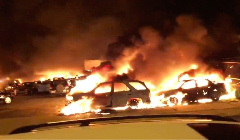 'Like a Scene Out of Hell': Armed BLM Rioters Loot, Pillage, and Burn Kenosha Following Police Shooting