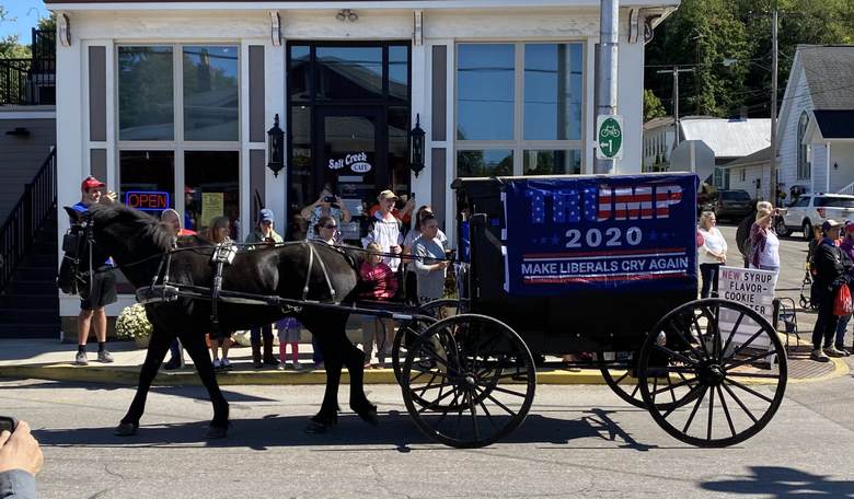 Here's What You Need to Understand About That Amish Trump Parade in Ohio