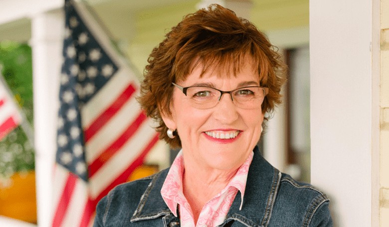 Oregon Lawmaker Announces She's Hosting a Big Thanksgiving and It Becomes a Revolutionary Act