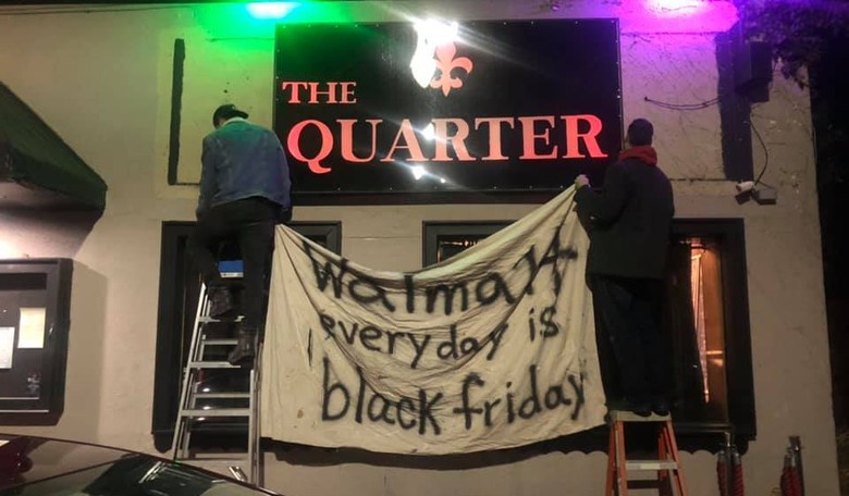 Buffalo Restaurant Puts Up ‘Walmart’ Sign to Protest Cuomo Restrictions