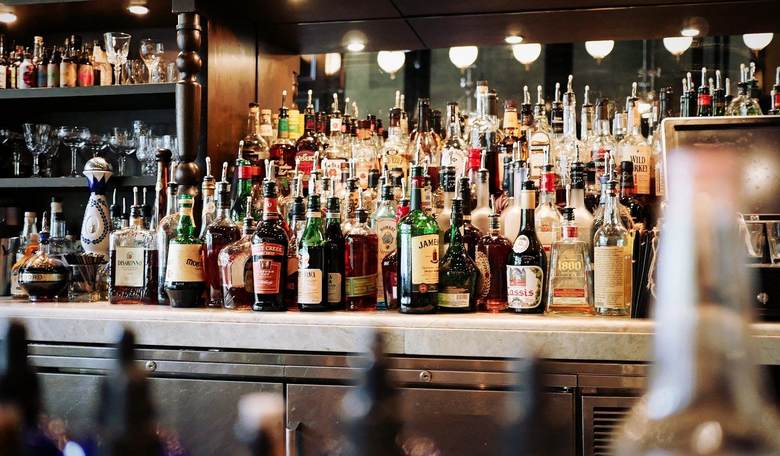 Russian Officials Warn Citizens to Abstain From Alcohol Before and After COVID-19 Vaccine