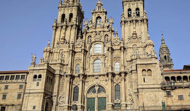 Spain Relives Its Ancient History With Islam