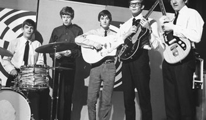 Hermits, Animals, and a British Invasion Beat-Down