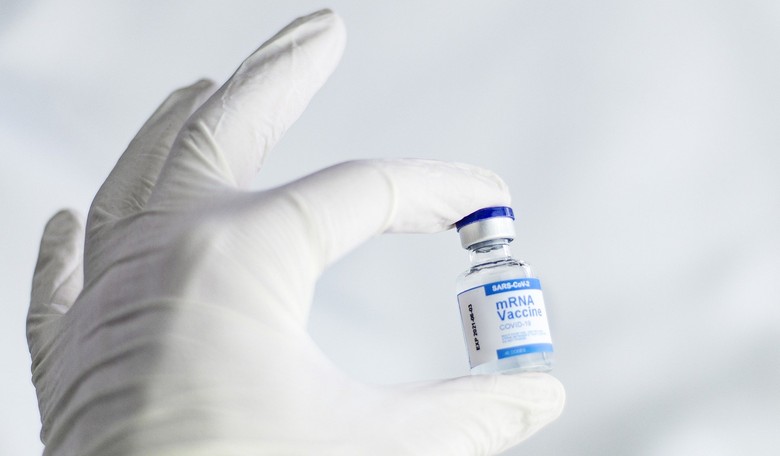 Twitter Suspends Journalist for Repeating CDC Vaccine Data the Big Tech Giant Doesn't Like