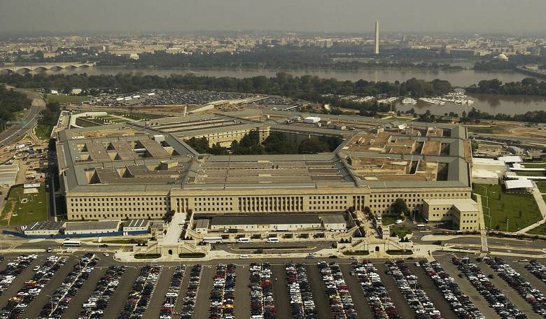 Bus Crash Injures 23 Near Pentagon, Including DOW Employees 