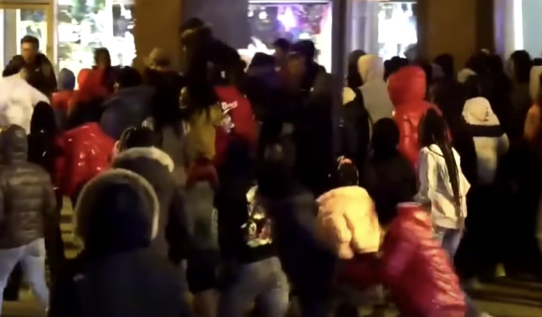 Chicago Cops Brace For Another Weekend of Chaos in the Loop